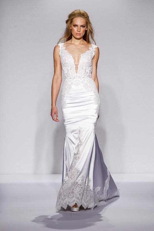 Kleinfeld Bridal, gallery photograph 8