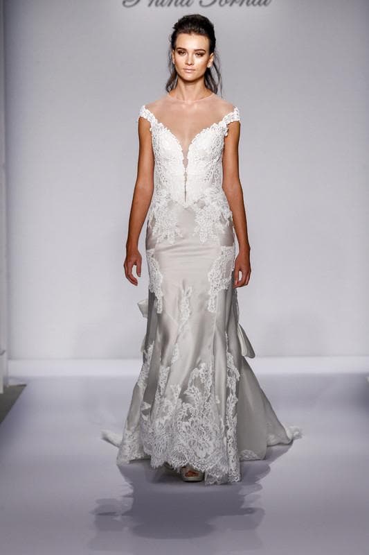 Kleinfeld Bridal, gallery photograph 14