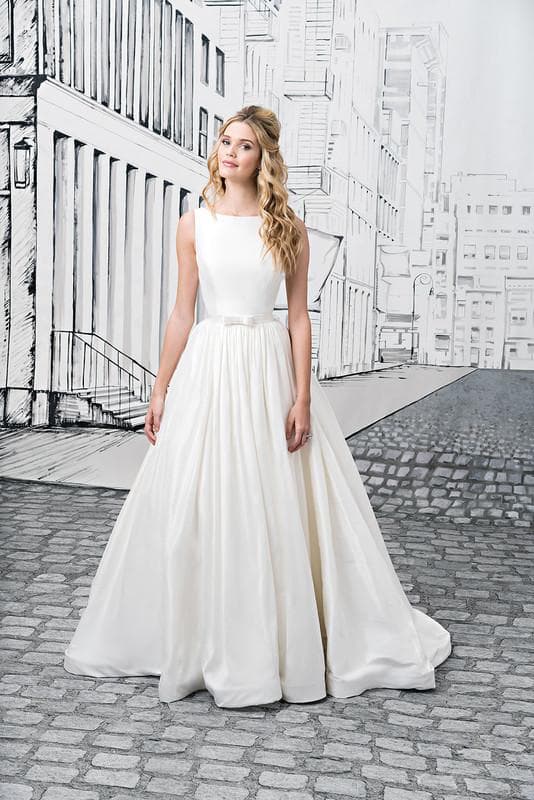 Justin Alexander — Dress & Attire, portfolio photo 2