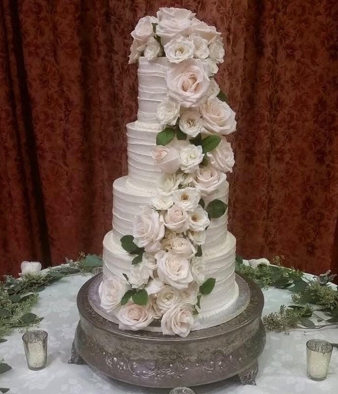 Sweet Traders — Wedding Cake, portfolio photo 2