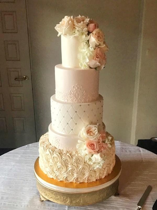 Sweet Traders — Wedding Cake, portfolio photo 7