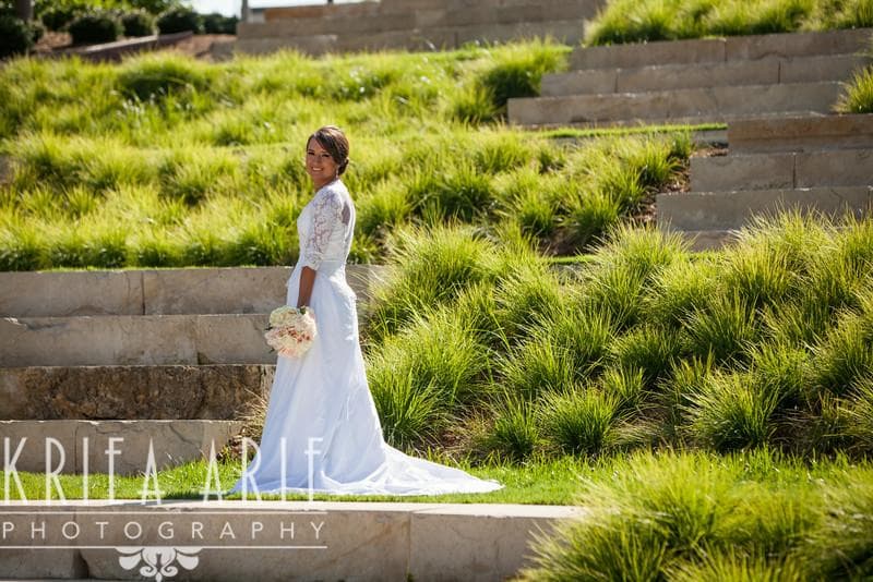 Linh's Bridal & Alterations, gallery photograph 7