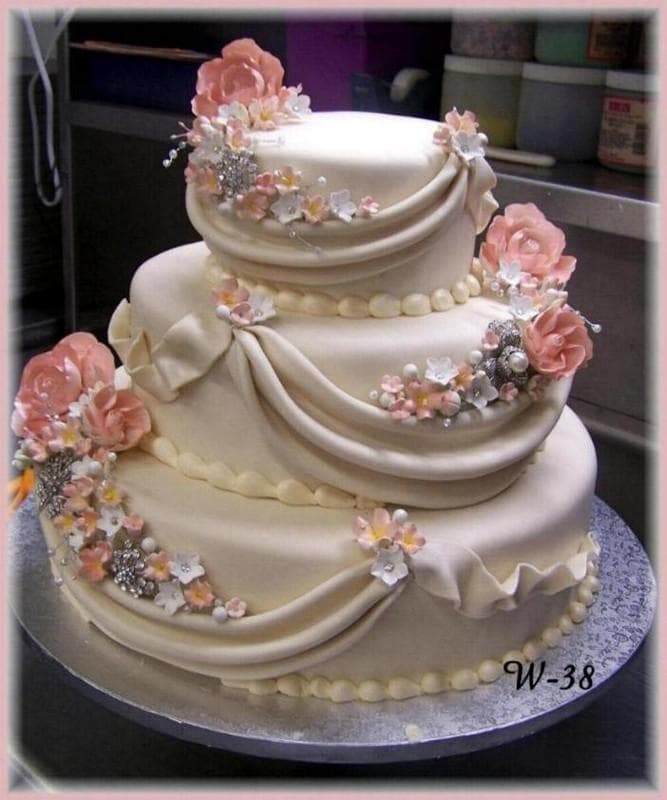 Rush City Bakery — Wedding Cake, portfolio photo 6
