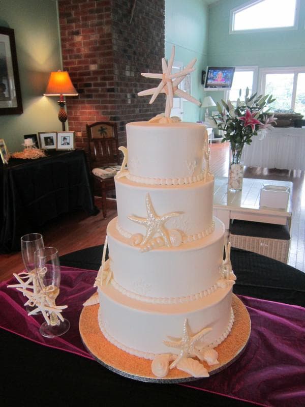 American Dream Cakes, Inc — Wedding Cake, portfolio photo 1