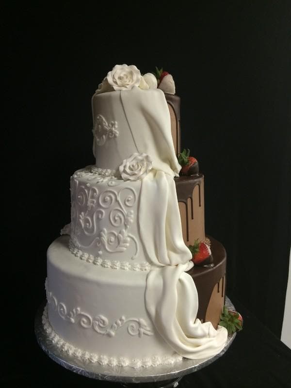 The Bake Works — Wedding Cake, portfolio photo 10