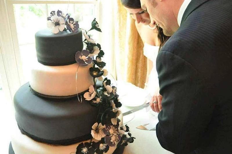 Sweets by Deliciosa Cake Shop — Wedding Cake, portfolio photo 1