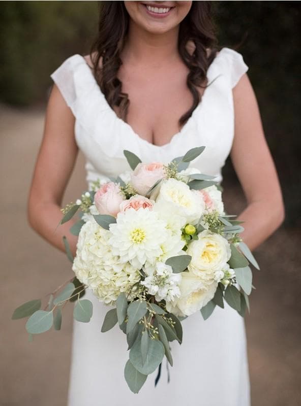 ELEGANT DESIGNS BY JOY, gallery photograph 9