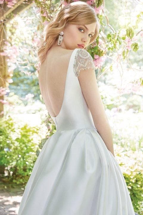 Ania Bridal, gallery photograph 12