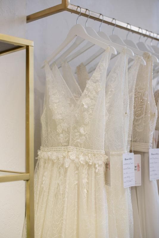 Blanc de Blanc Bridal, gallery photograph 11