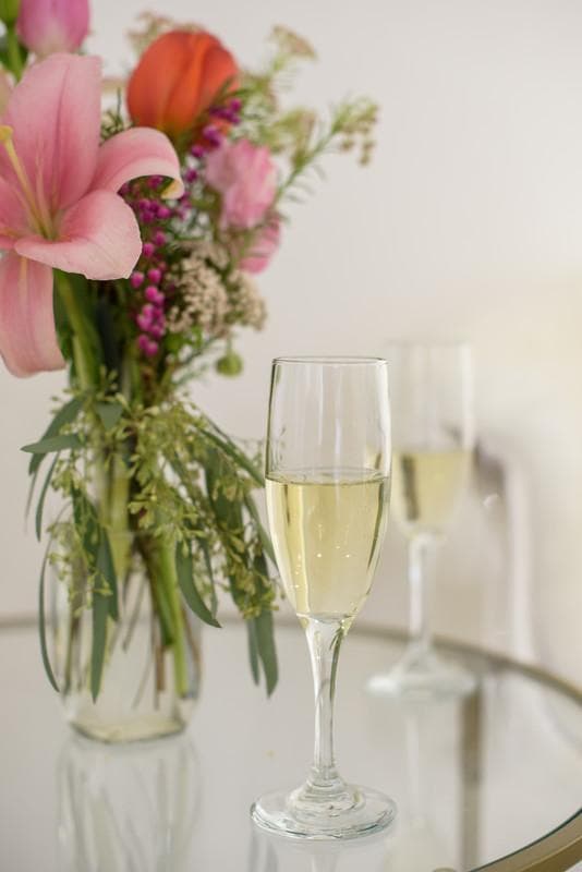 Blanc de Blanc Bridal, gallery photograph 14