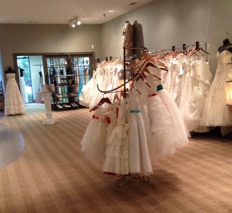 Chicas Bridal, gallery photograph 1