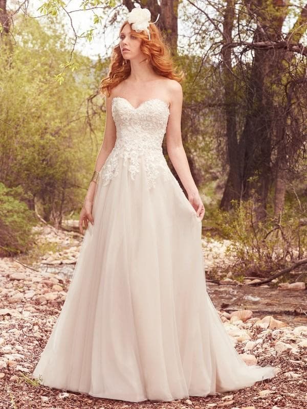 Signature Bridal Salon, gallery photograph 11