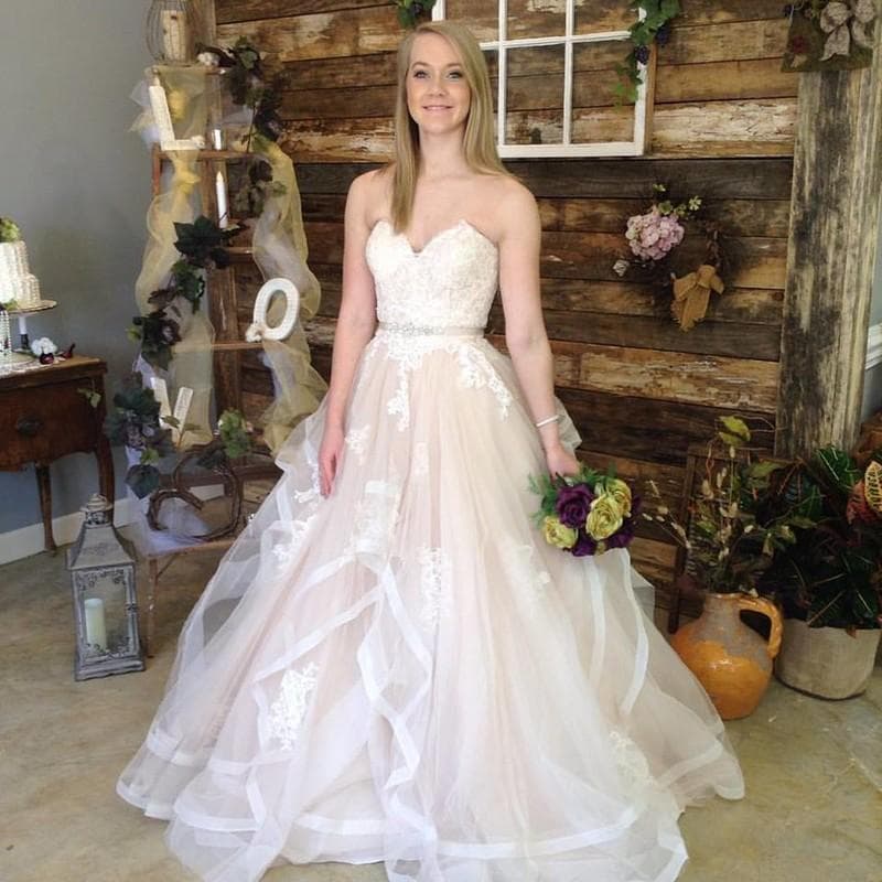 Southern Bride, gallery photograph 1