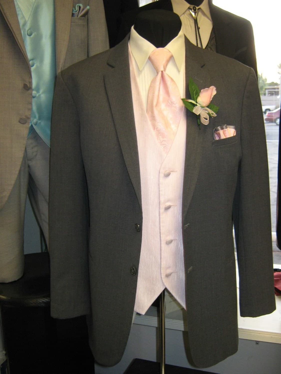 Rose Tuxedo — Tuxedos and Suits, portfolio photo 8