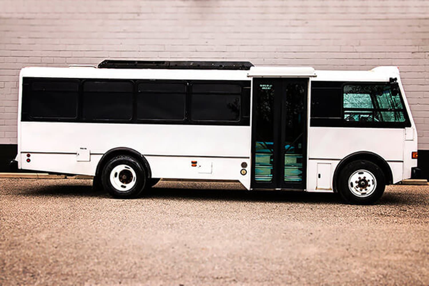 Cedar Rapids Party Buses, gallery photograph 5