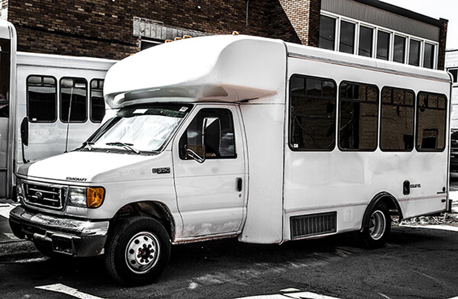 Limo Bus Cedar Rapids — Transportation, portfolio photo 1