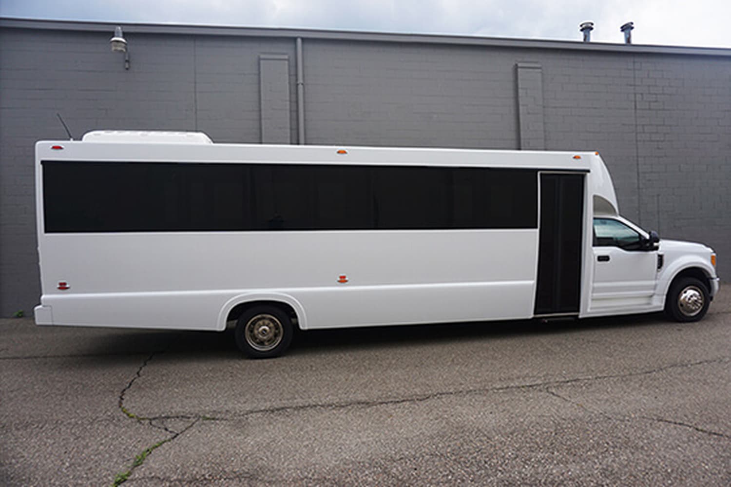 MVP Limo Service — Transportation, portfolio photo 13