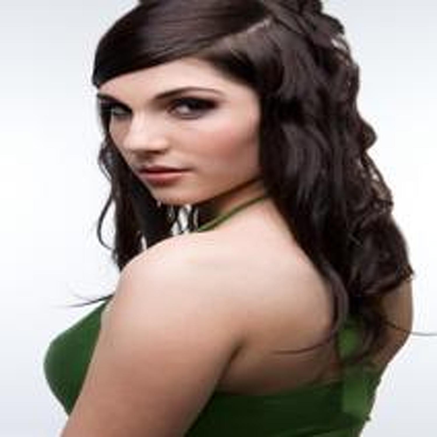 Naz Beauty Salon & Spa
