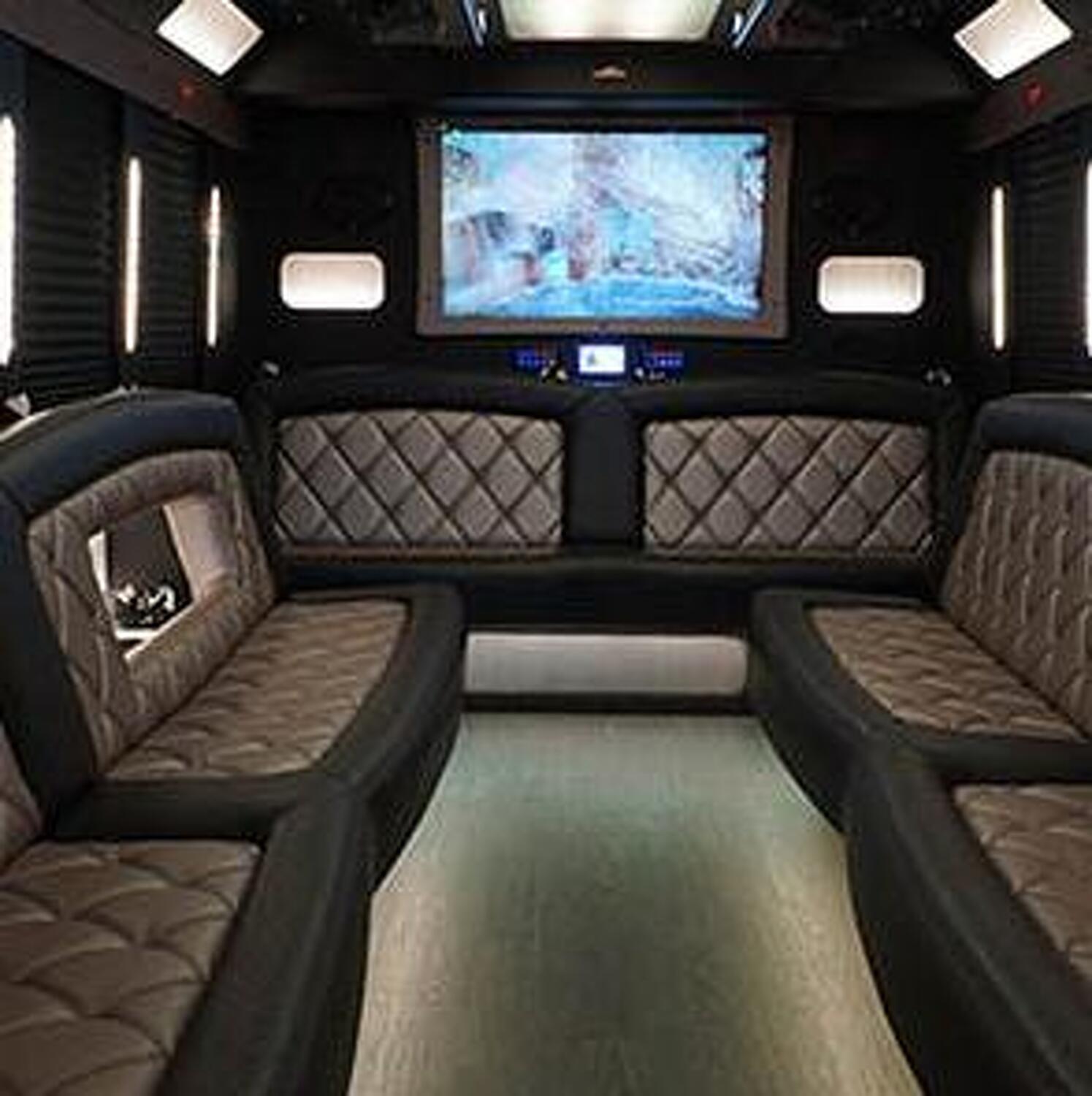 We've The Best Limos & Limo Buses For Ga