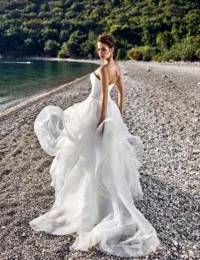 Renaissance Bridal, USA, Botts, Dress & Attire