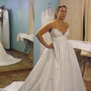 Alterations & Veils By Beatrice Alterations & Veils By Beatrice
