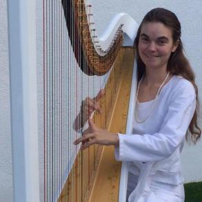 Dr. Vanessa Sheldon, harpist